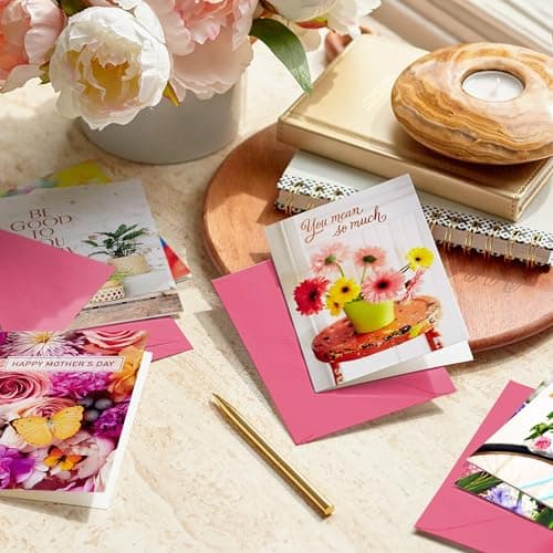 Hallmark Mothers Day Cards Bulk Assortment (24 Cards with Envelopes) for Mom, Sister, Aunt, Grandma, Friend, BFF, Daughter